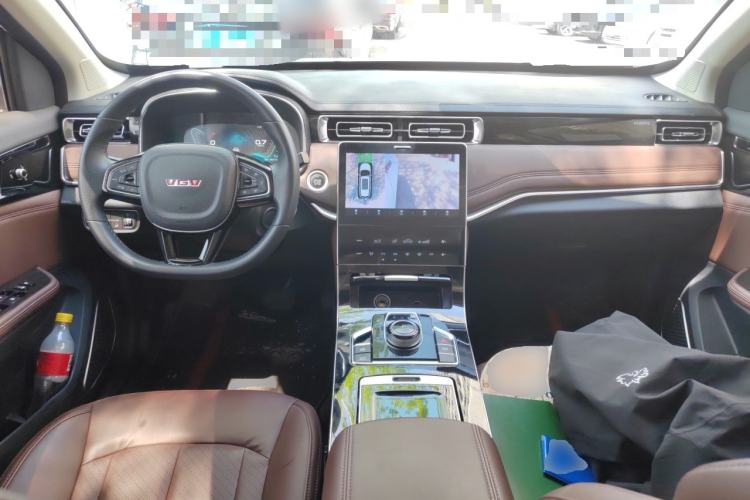 Used Sinotruk VGV U75PLUS 2021 2.0 TGDI Luxury Pro 7-Seater Center Console