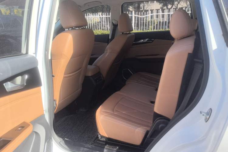 Used Sinotruk VGV U75PLUS 2021 2.0 TGDI Fun-Seeking Mountain Edition 7 Seats Interior 3