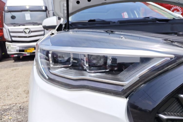 Used Sinotruk VGV U75PLUS 2021 2.0 TGDI Fun-Seeking Mountain Edition 7 Seats Right Front Headlight