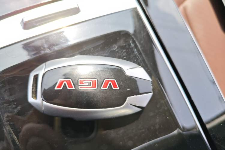 Used Sinotruk VGV U75PLUS 2021 2.0 TGDI Fun-Seeking Mountain Edition 7 Seats Vehicle Key