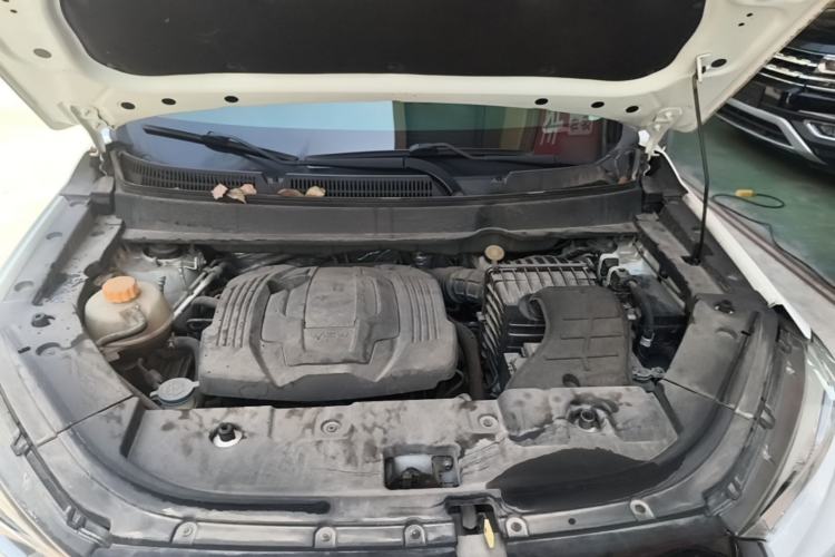 Used Sinotruk VGV VX7 2022 2.0T Automatic Elite Edition HY4C20B Engine Bay
