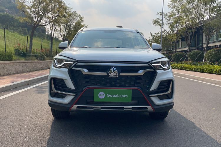 Used Sinotruk VGV VX7 2022 2.0T Automatic Elite Edition HY4C20B Front
