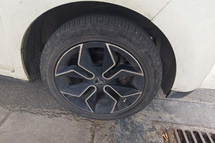 Used SITECH DEV 1 2018 Chuanrui Edition Right Front Wheel Hub