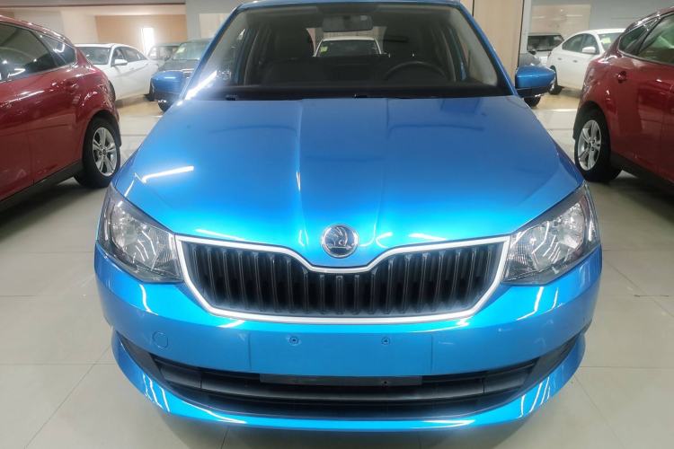 Used Skoda Fabia 2016 1.4L Automatic Car Enjoy Edition Exterior 1