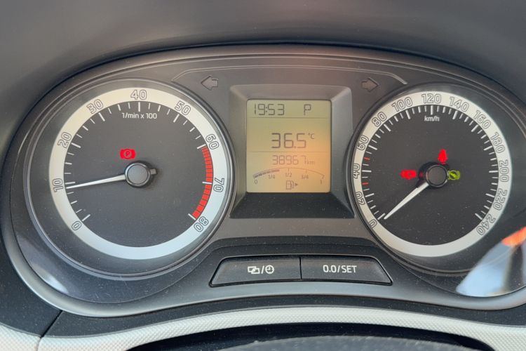 Used Skoda Fabia 2017 1.4L Automatic Car Enjoy Edition Odometer Close Up