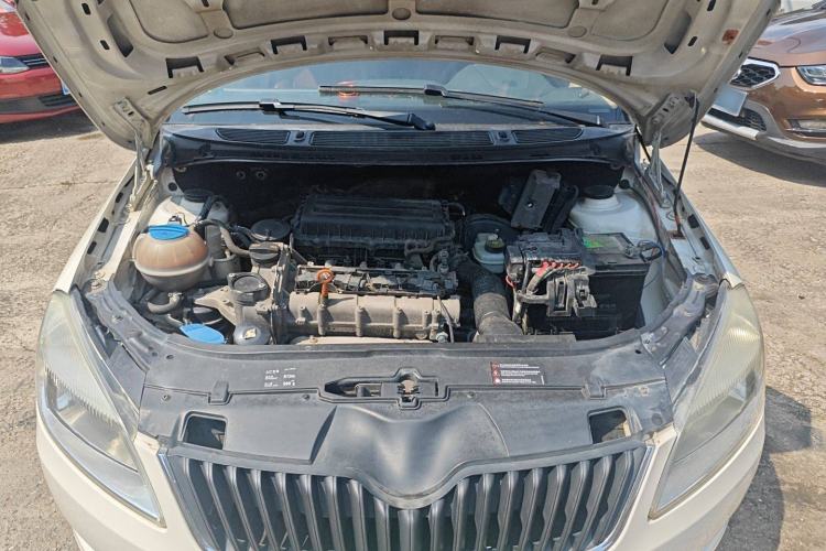 Used Skoda Fabia 2014 1.4L Manual Crystal Edition Engine Bay