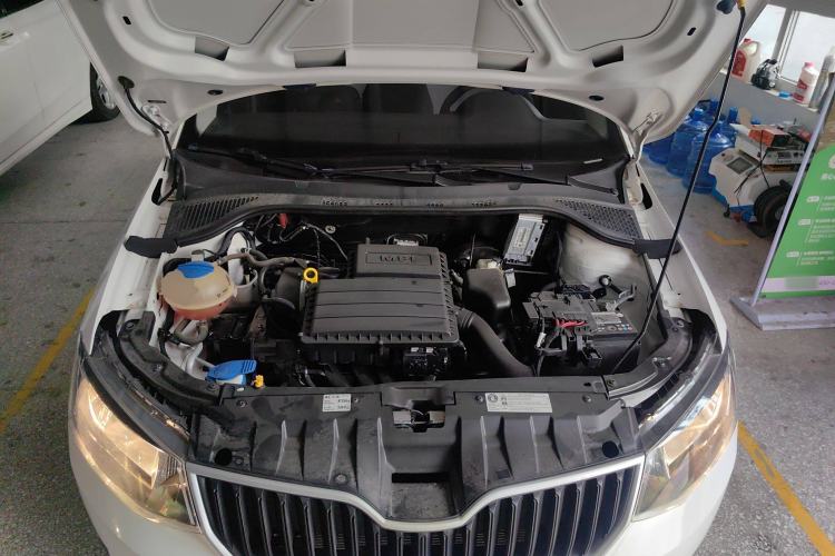 Used Skoda Fabia 2017 1.4L Automatic Car Enjoy Edition Engine Bay