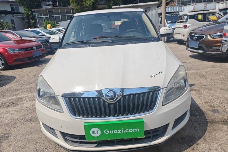 Used Skoda Fabia 2014 1.4L Manual Crystal Edition Exterior 1