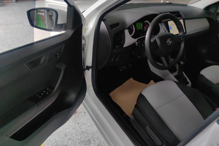 Used Skoda Fabia 2017 1.4L Automatic Car Enjoy Edition Interior 3