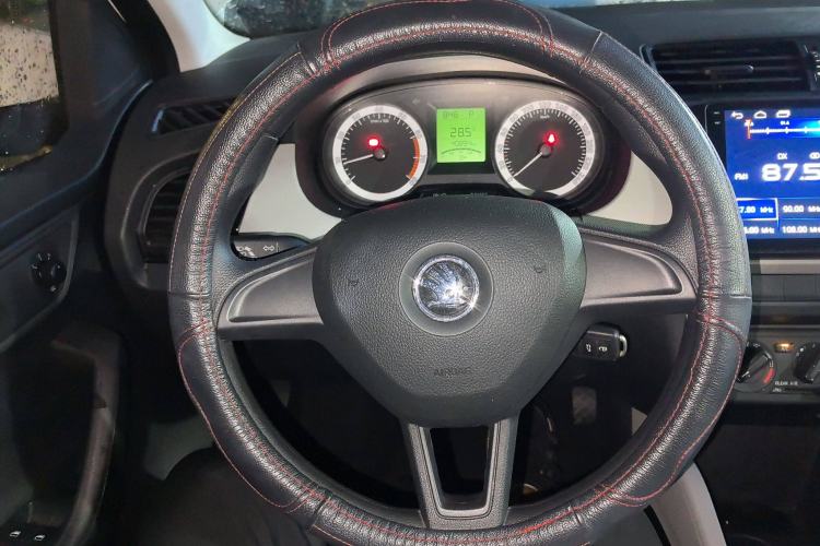Used Skoda Fabia 2017 1.4L Automatic Car Enjoy Edition Steering Wheel