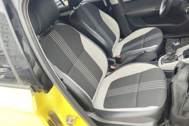 Used Skoda Fabia 2015 1.6L Automatic Sport Edition Right Front Seat