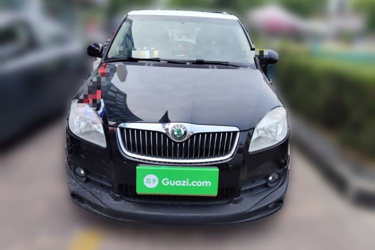 Used Skoda Fabia 2008 1.6L Automatic Crystal Edition Front