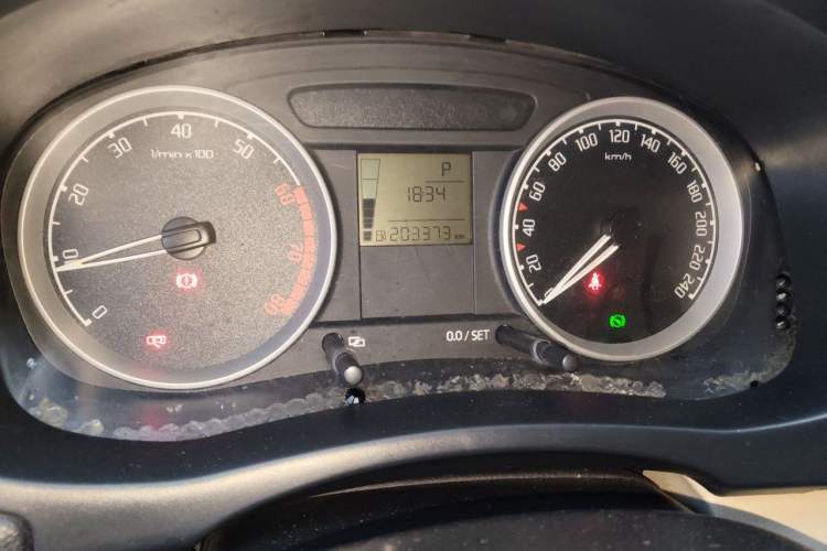 Used Skoda Fabia 2008 1.6L Automatic Crystal Edition Odometer Close Up