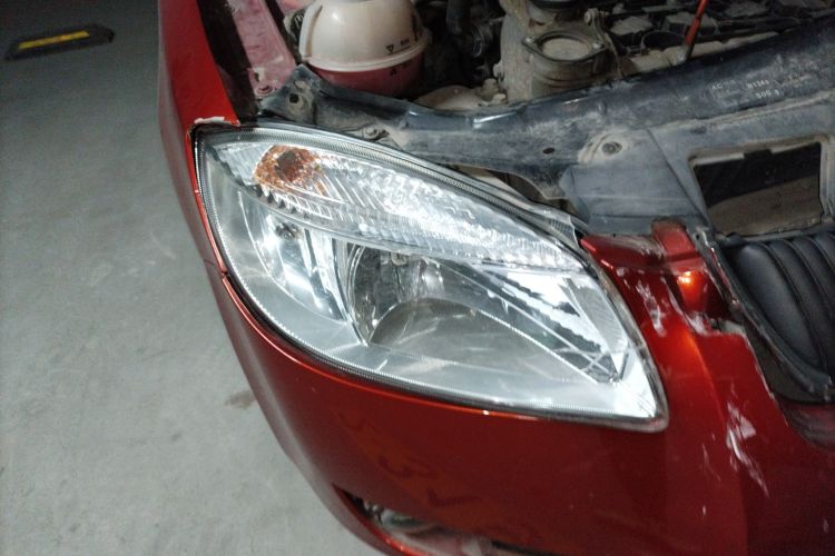 Used Skoda Fabia 2008 1.4L Manual Crystal Edition Right Front Headlight