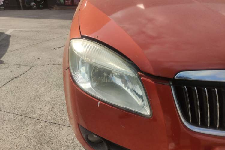 Used Skoda Fabia 2008 1.4L Manual Crystal Edition Right Front Headlight