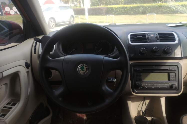 Used Skoda Fabia 2008 1.4L Manual Crystal Edition Steering Wheel