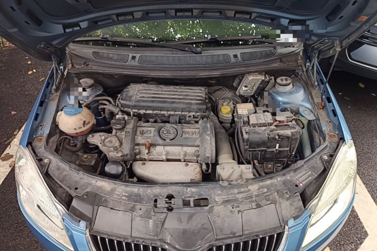 Used Skoda Fabia 2008 1.6L Automatic Crystal Edition Engine Bay
