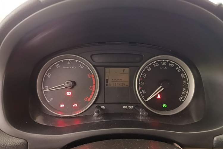Used Skoda Fabia 2008 1.6L Automatic Crystal Edition Instrument Cluster