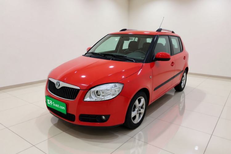 Gebrauchter Skoda Fabia 2008 1.6L Manual Crystal Edition Guazi used car, China used car export, Used car for sale, Used  cars, Cheapest cars for sale