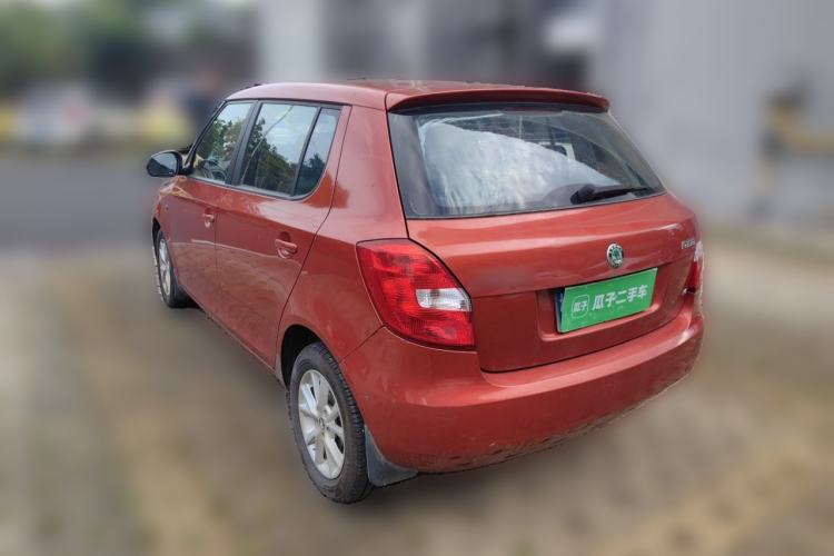 Used Skoda Fabia 2008 1.4L Manual Crystal Edition Rear Left 45 Deg