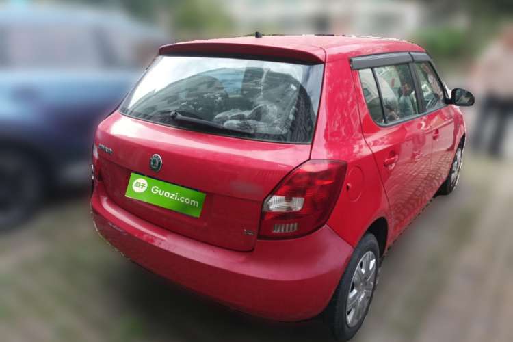 Used Skoda Fabia 2008 1.4L Manual Crystal Edition Rear Right 45 Deg