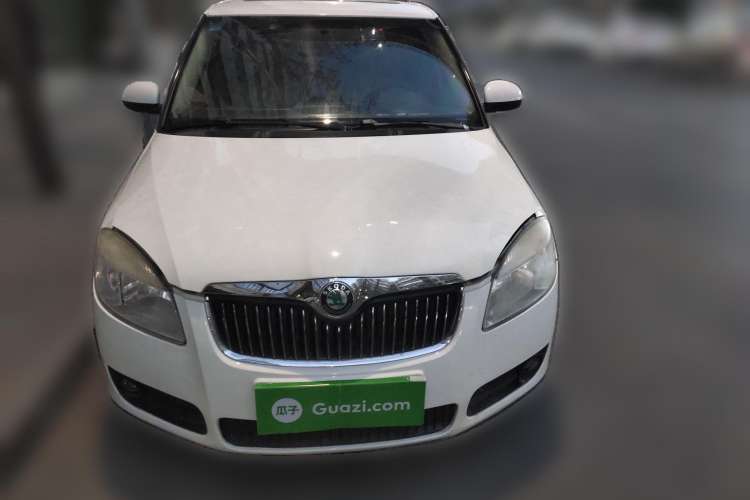 Used Skoda Fabia 2008 1.6L Automatic Crystal Edition Front