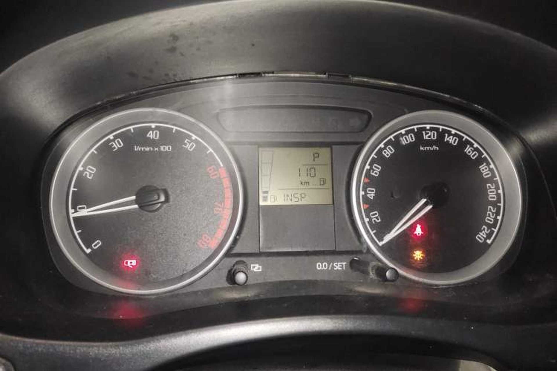 Used Skoda Fabia 2008 1.6L Automatic Crystal Edition Instrument Cluster