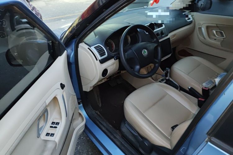 Used Skoda Fabia 2009 1.6L Automatic Crystal Edition Driver Seat