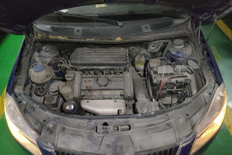 Used Skoda Fabia 2009 1.6L Automatic Crystal Edition Engine Bay