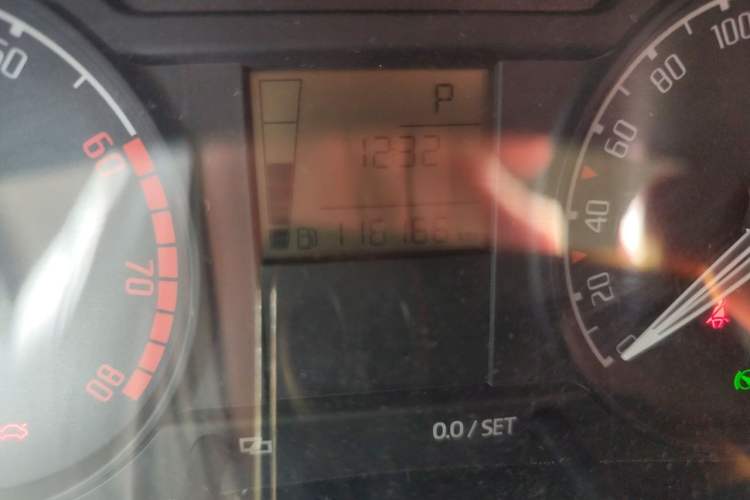 Used Skoda Fabia 2009 1.4L Automatic Crystal Edition Odometer Close Up