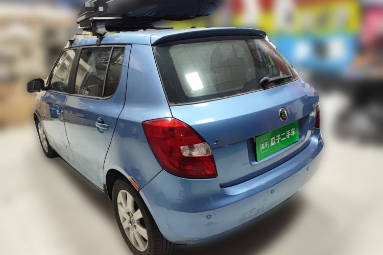 Used Skoda Fabia 2009 1.6L Automatic Crystal Edition Rear Left 45 Deg