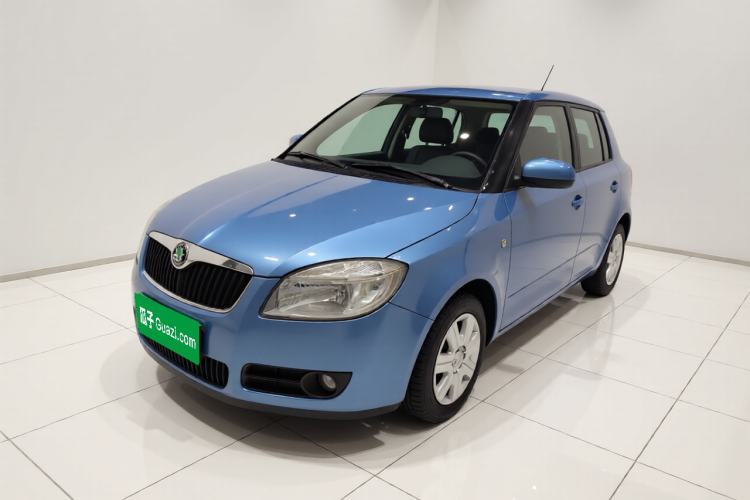 Skoda Fabia 2009 1.4L Automatic Crystal Edition usado Guazi used car, China used car export, Used car for sale, Used  cars, Cheapest cars for sale