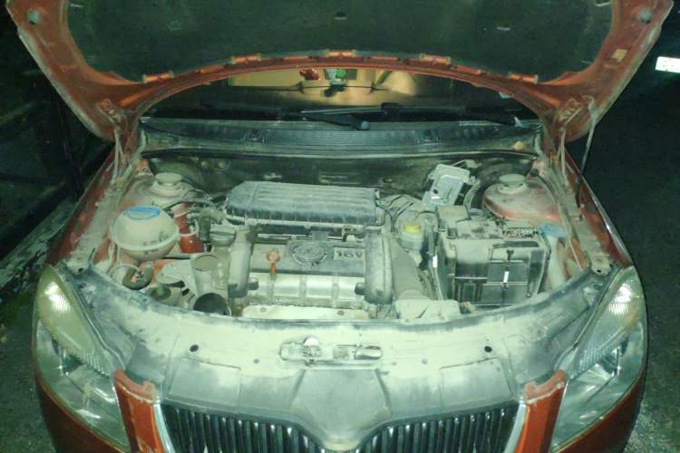 Used Skoda Fabia 2009 1.6L Automatic Crystal Edition Engine Bay
