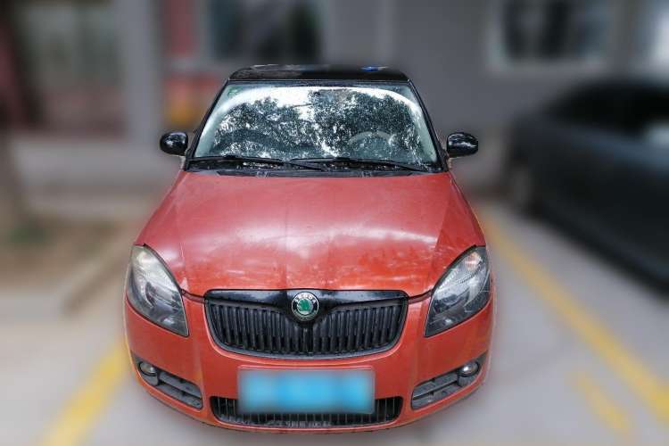Used Skoda Fabia 2009 1.6L Automatic Crystal Edition Front