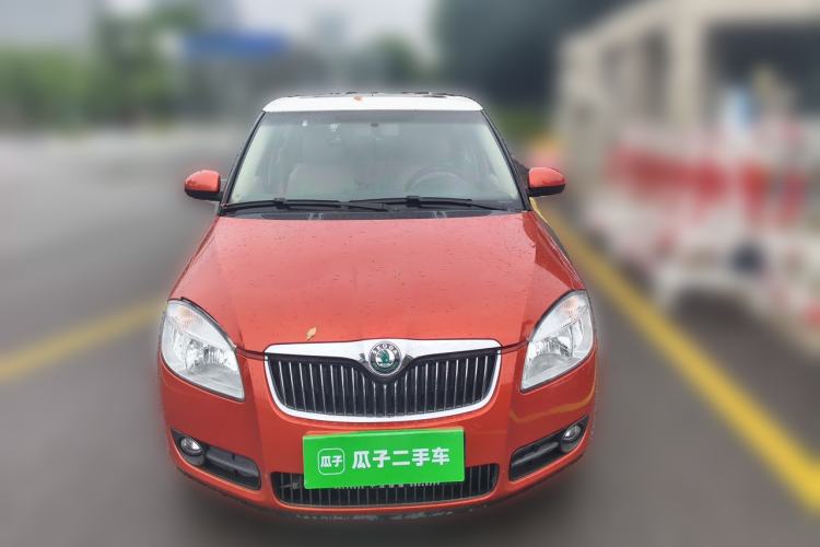 Used Skoda Fabia 2009 1.6L Automatic Crystal Edition Front