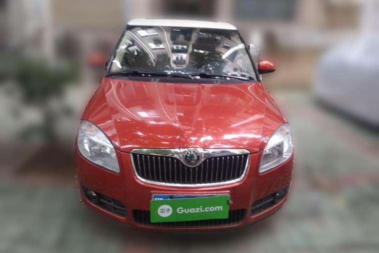 Used Skoda Fabia 2009 1.6L Automatic Crystal Edition Front