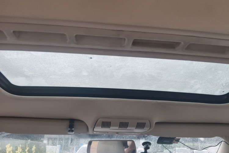Used Skoda Fabia 2009 1.6L Automatic Crystal Edition Headliner