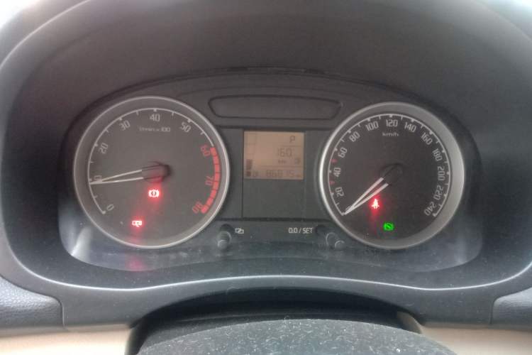 Used Skoda Fabia 2009 1.6L Automatic Crystal Edition Instrument Cluster