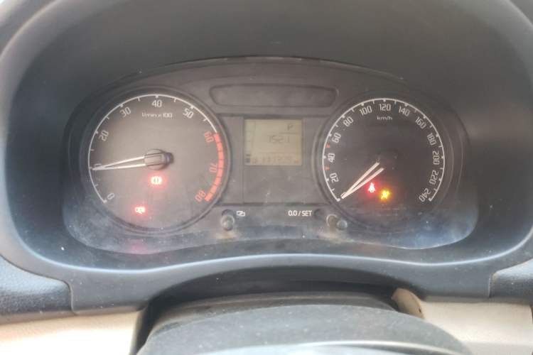 Used Skoda Fabia 2009 1.4L Automatic Crystal Edition Instrument Cluster
