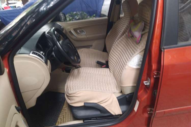 Used Skoda Fabia 2009 1.6L Automatic Crystal Edition Left Front Seat