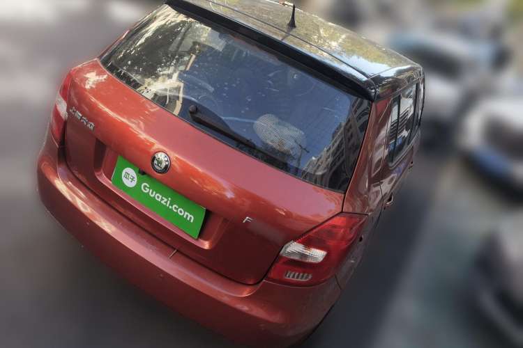 Used Skoda Fabia 2009 1.6L Automatic Crystal Edition Rear Right 45 Deg