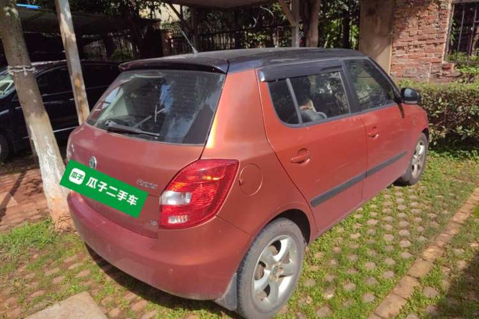 Used Skoda Fabia 2009 1.6L Automatic Crystal Edition Rear Right 45 Deg