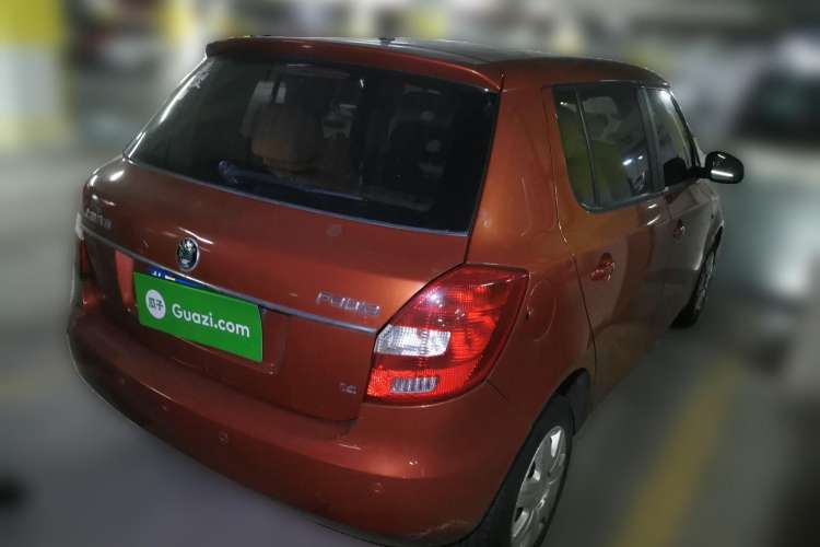 Used Skoda Fabia 2009 1.4L Automatic Crystal Edition Rear Right 45 Deg