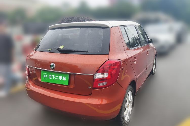 Used Skoda Fabia 2009 1.6L Automatic Crystal Edition Rear Right 45 Deg