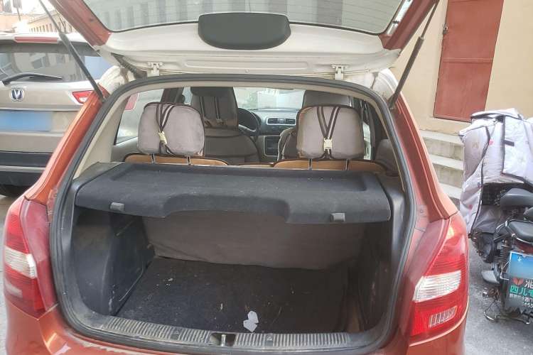 Used Skoda Fabia 2009 1.4L Automatic Crystal Edition Trunk