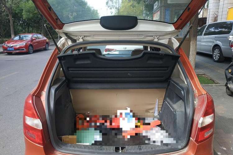 Used Skoda Fabia 2009 1.4L Automatic Crystal Edition Trunk