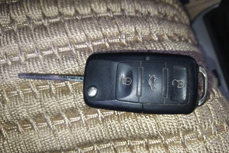 Used Skoda Fabia 2009 1.6L Automatic Crystal Edition Vehicle Key