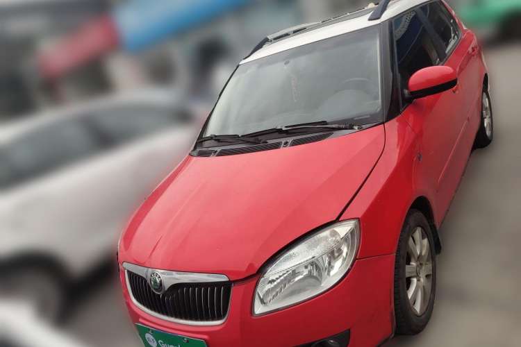 Used Skoda Fabia 2009 1.6L Automatic Crystal Edition Front