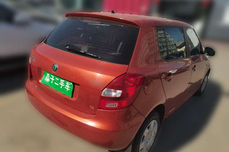 Used Skoda Fabia 2009 1.4L Automatic Crystal Edition Rear Right 45 Deg