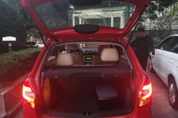 Used Skoda Fabia 2009 1.6L Automatic Crystal Edition Trunk